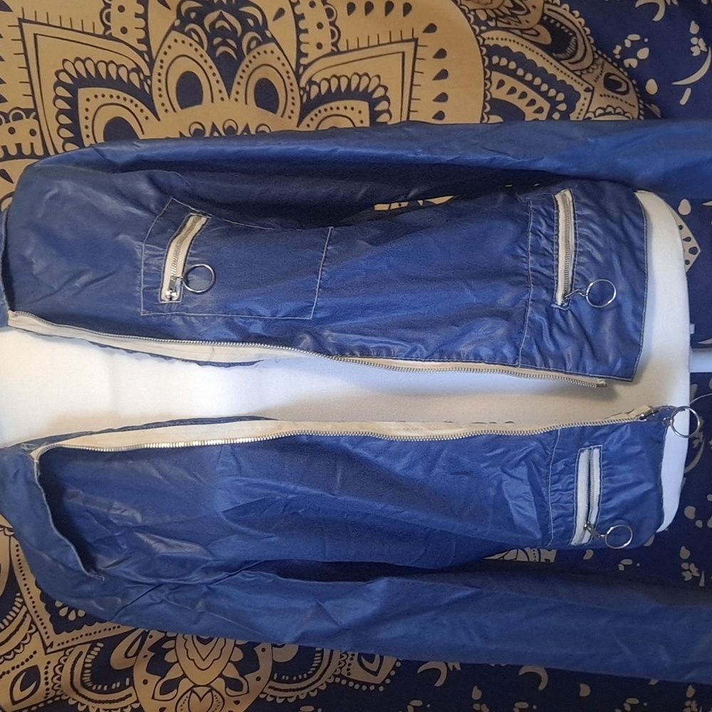Men's 1970s Blue Nylon Jacket - Picture 2 of 7